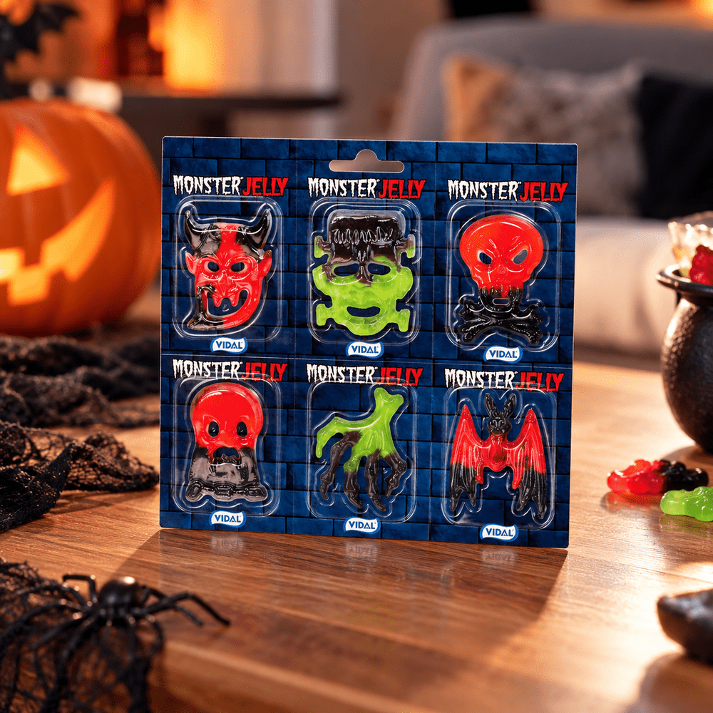 Bonbons Vidal Monster Jelly présentés dans une ambiance Halloween
